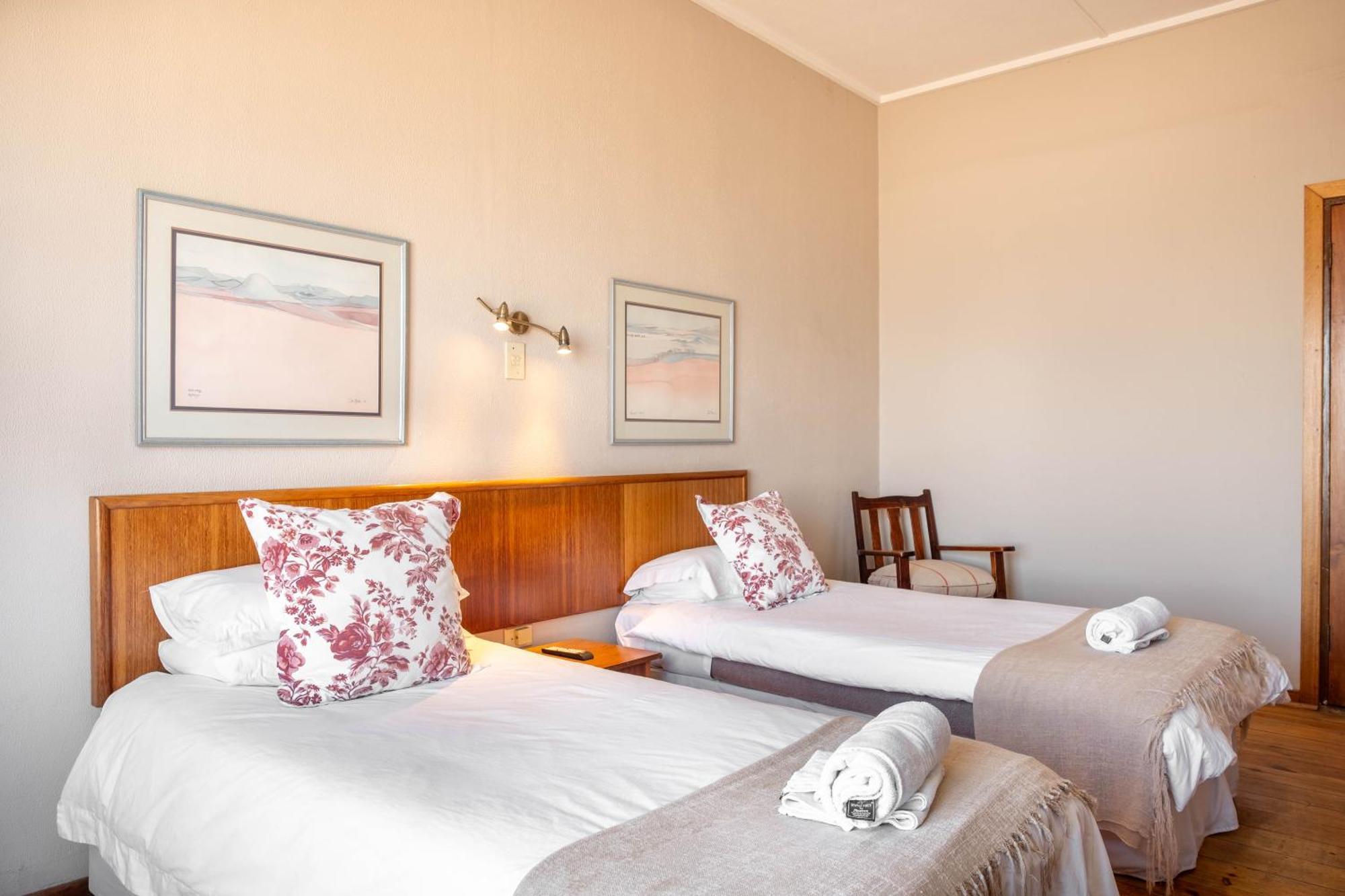 Karoo Country Inn Middelburg  Exterior foto